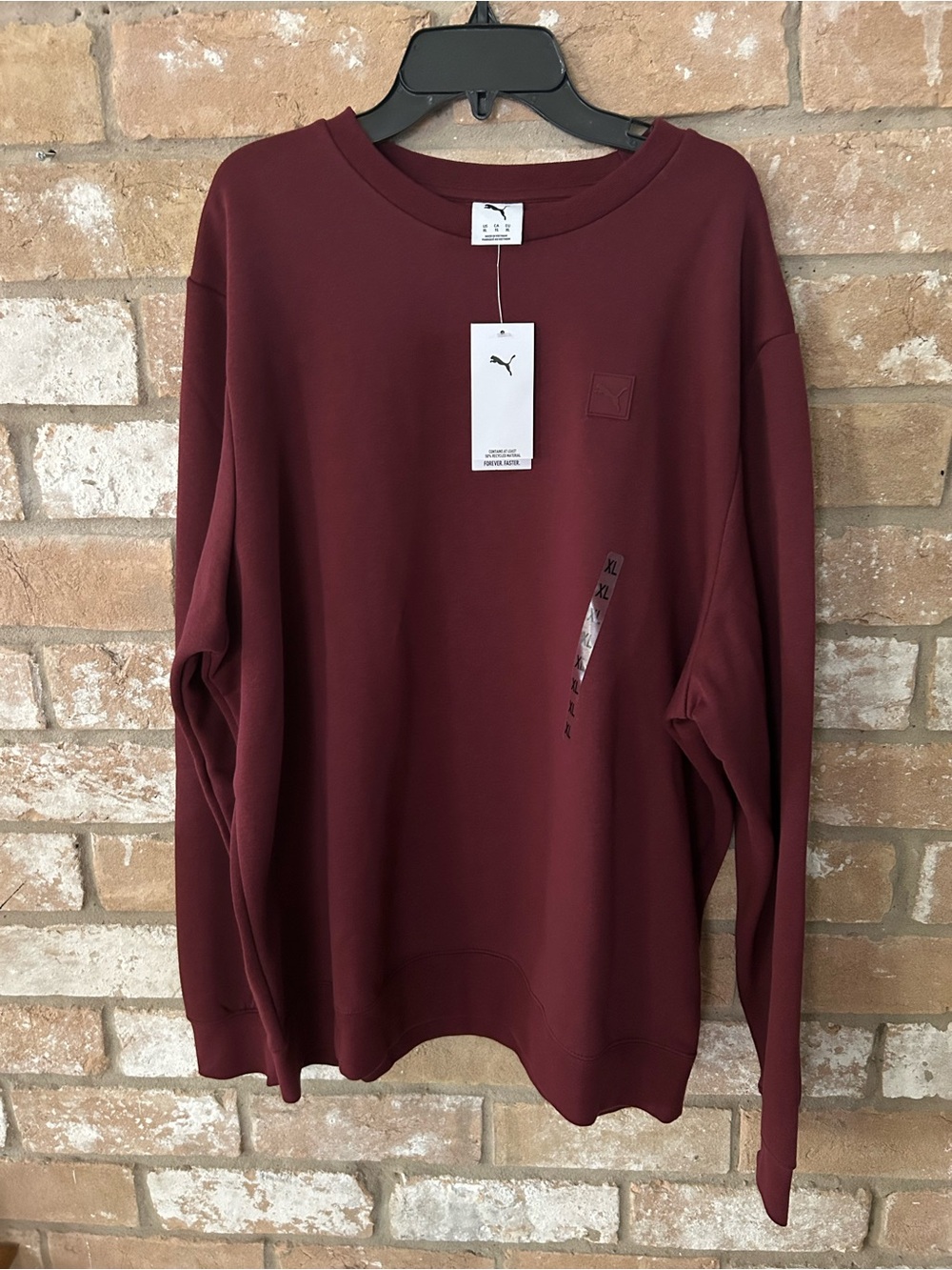 Puma Men's Crewneck Sweatshirt in Burgundy. Size XL. New with tags.